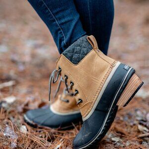 Women's Sorel Slimpack Lace Boots Size 7